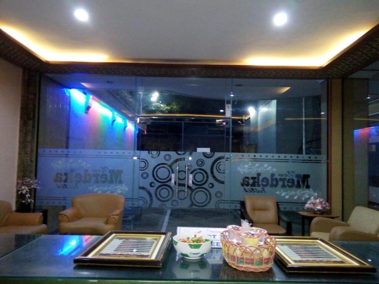 New Merdeka Hotel Jember Exterior photo